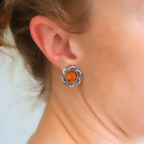 Baltic Amber Clip On Earrings in 925 Sterling Silver - Picture 5 of 5